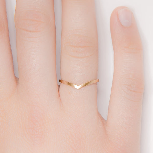 Maya plain stacking ring – Carla Caruso