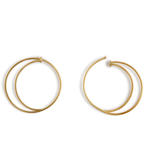 <!--ER1001-->moon hoops